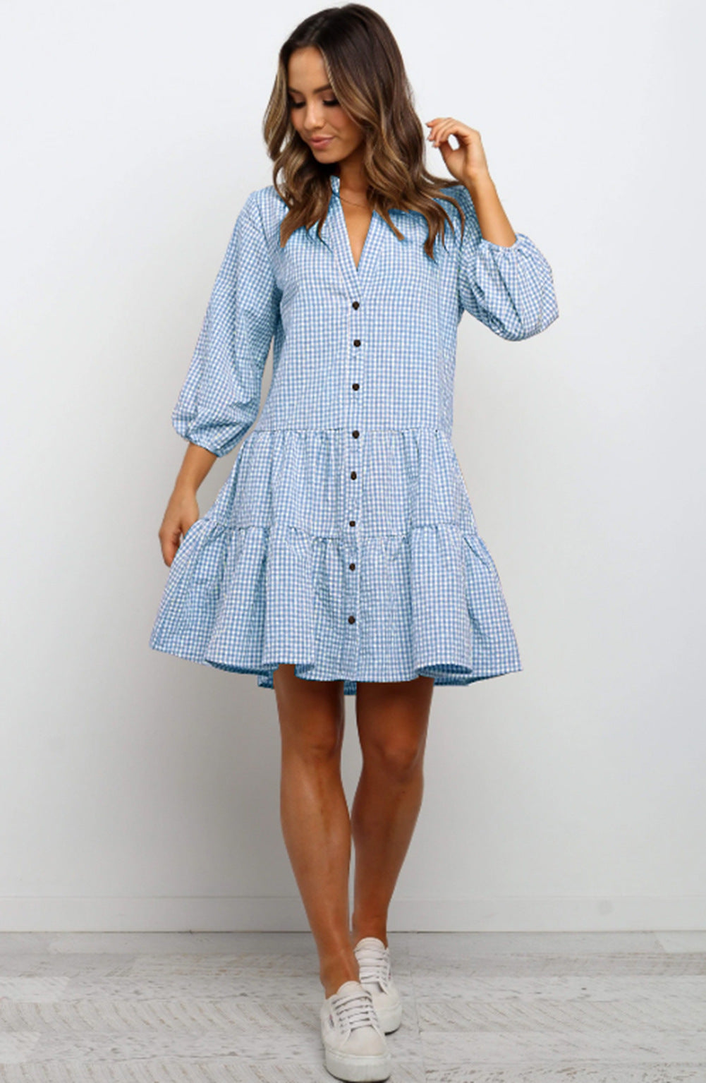 Flair - Kleid mit V-Ausschnitt und Knöpfen