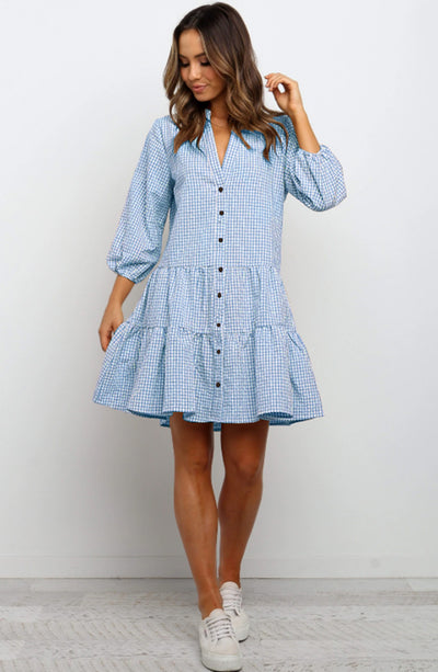 Flair - Kleid mit V-Ausschnitt und Knöpfen