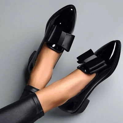 Flair - Versailles Lackleder-Ballerinas mit Schleife