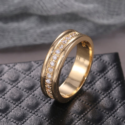 Flair - Einfacher Goldring im europäischen Stil