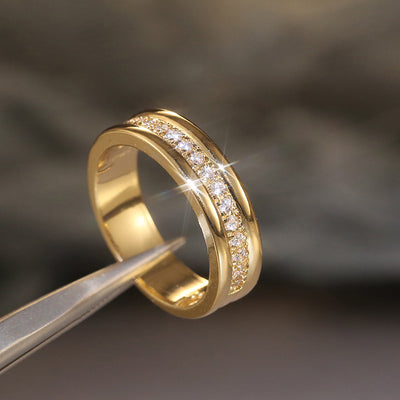 Flair - Einfacher Goldring im europäischen Stil