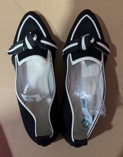 Flari - Flache Schuhe mit spitzer Schleife