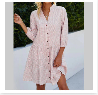 Flair - Kleid mit V-Ausschnitt und Knöpfen
