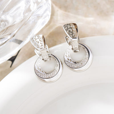 Flair - Round Moon Earrings