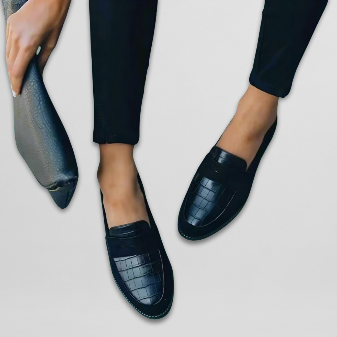 Flair - Damen Leder Handgefertigte Loafer | Schwarz