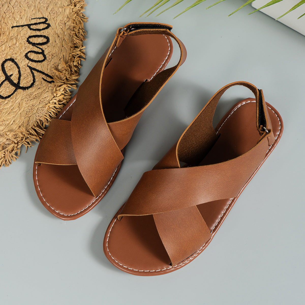 Flair - Flache Sandalen im Retro-Stil