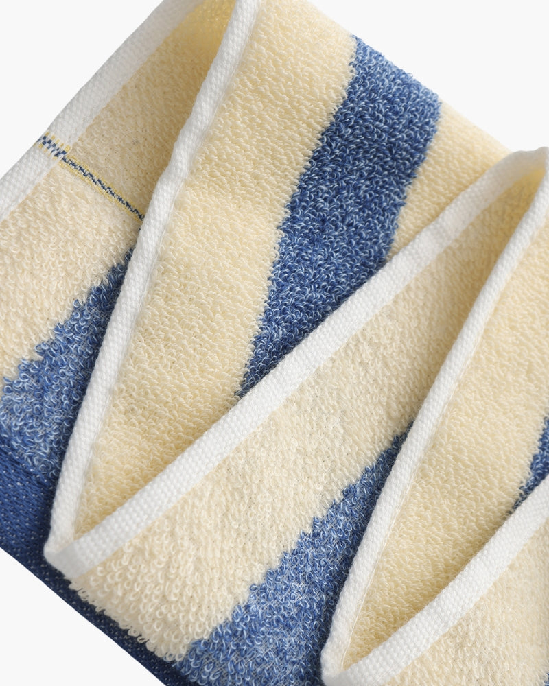 Flair - Küstennahes Handtuch mit Streifen
