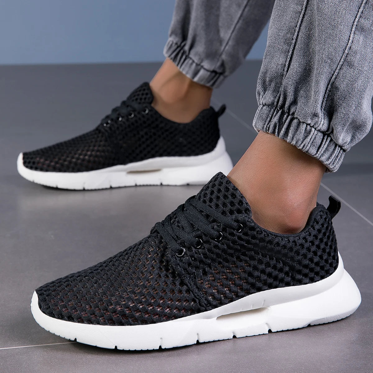 Flair - Aero Mesh Sneaker