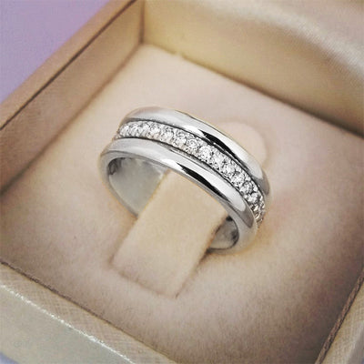 Flair - Einfacher Goldring im europäischen Stil