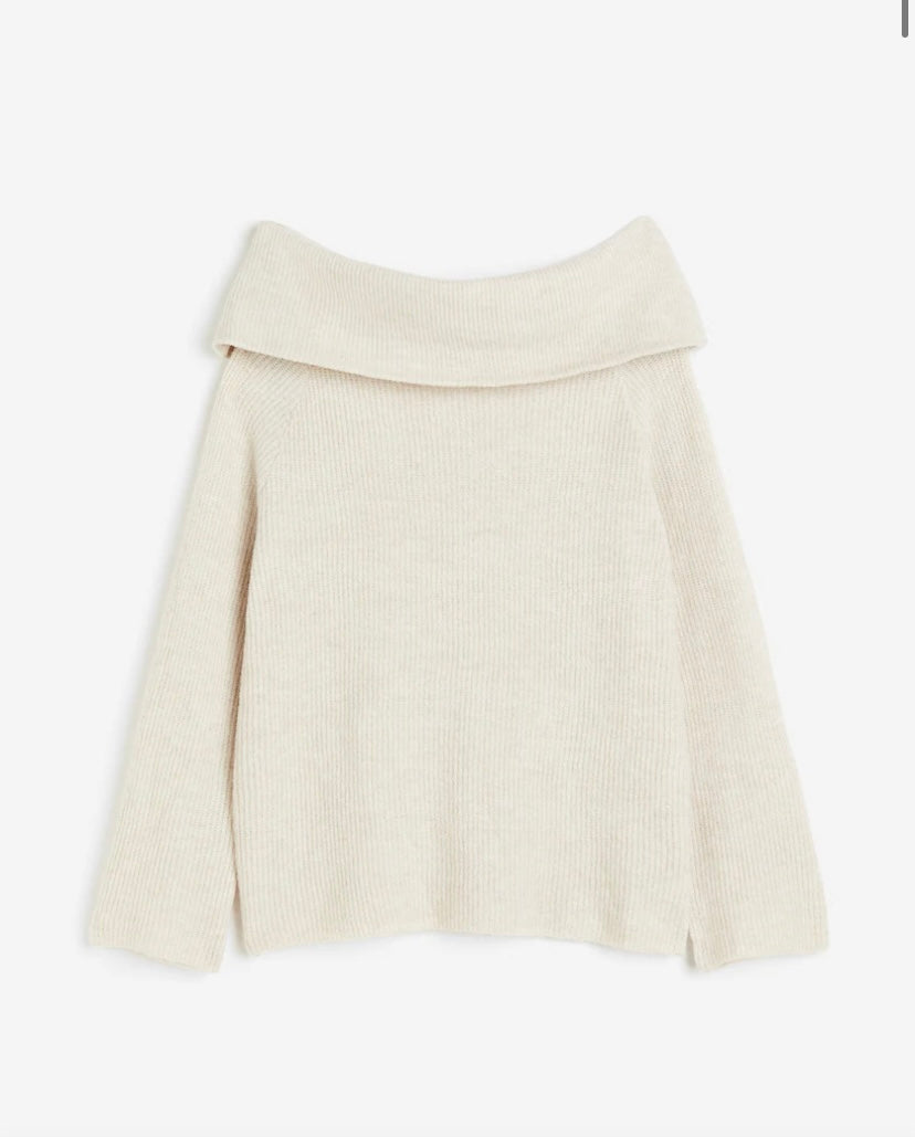 Flair - Comfort Off-Shoulder Pullover