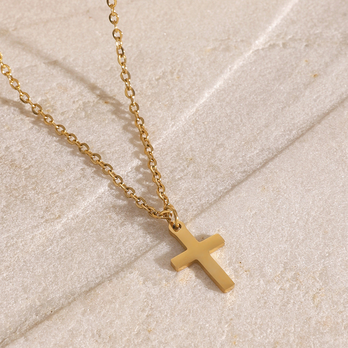 Flair - Einfache Kreuz-Halskette