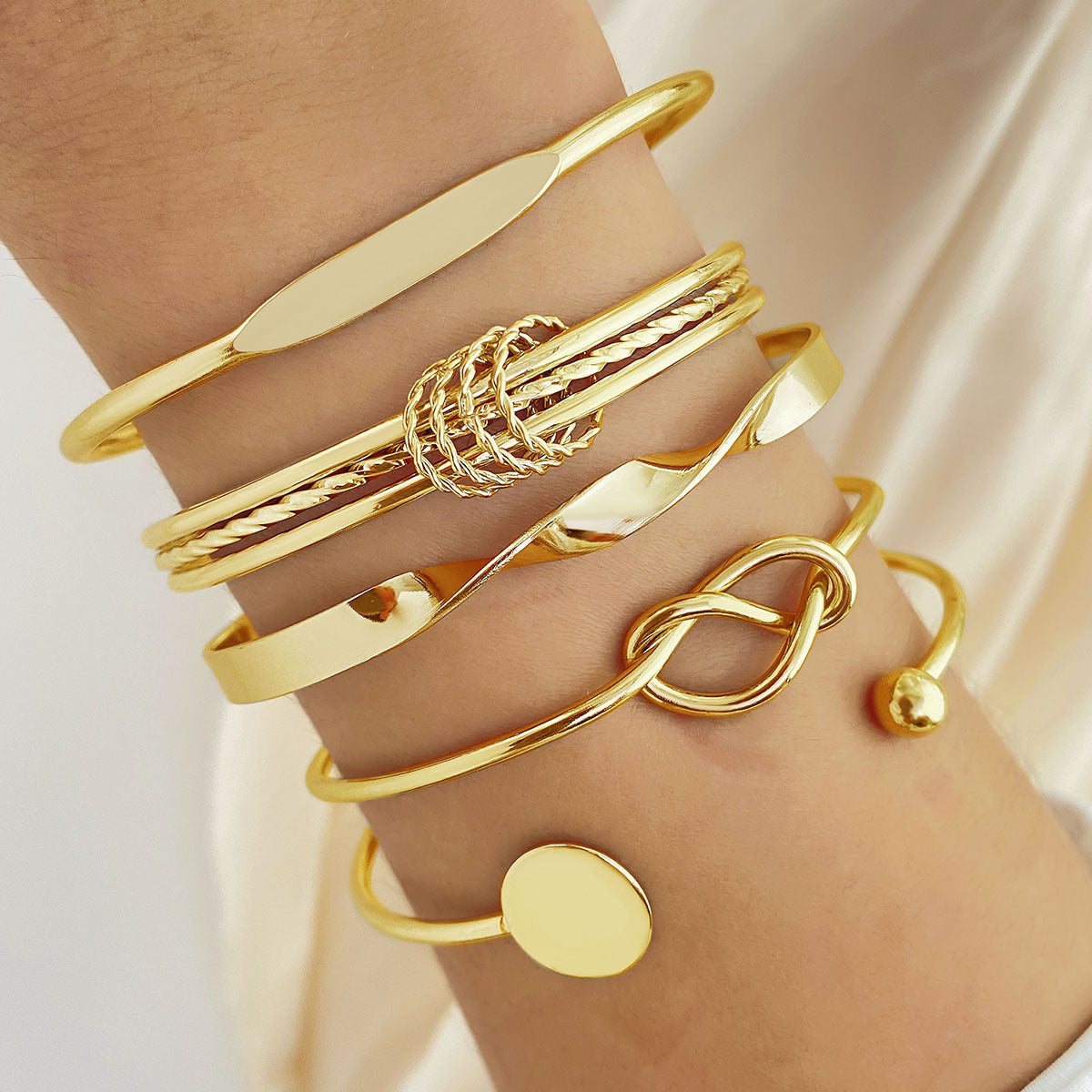Flair - Kreatives, gedrehtes Hip-Hop-Armband