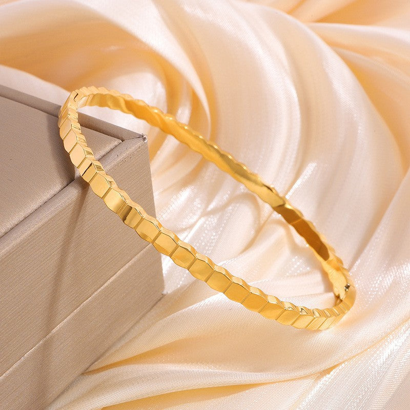 Flair - Armband in Wabenform