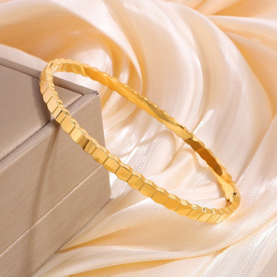 Flair - Armband in Wabenform