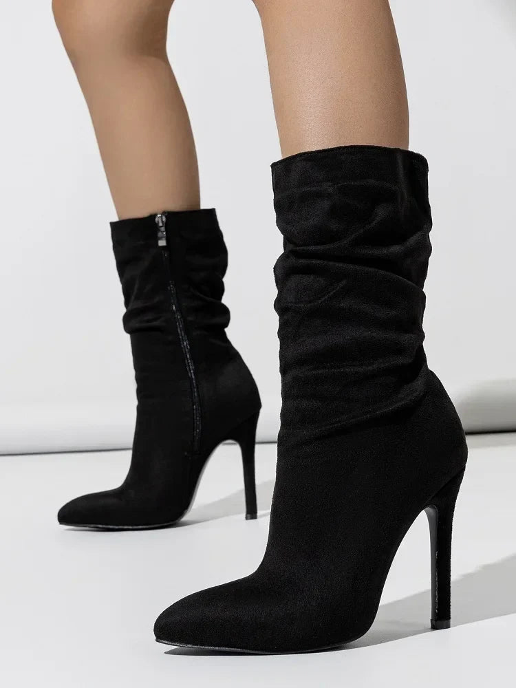 Flair - Stiletto-Stiefel aus Samt