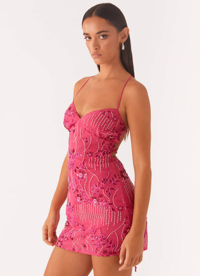 Flair - Besticktes rückenfreies Sling-Kleid