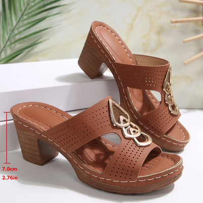 Flair - Slipper mit Keilabsatz und klobiger Ferse
