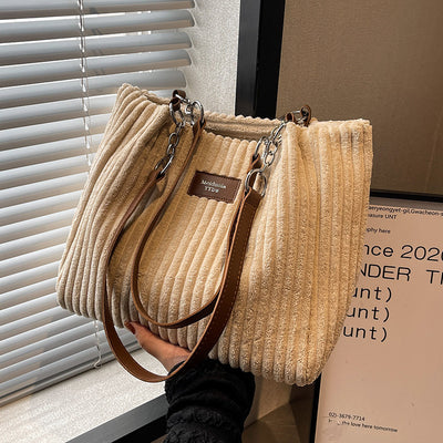 Flair - Große Retro-Cordtasche