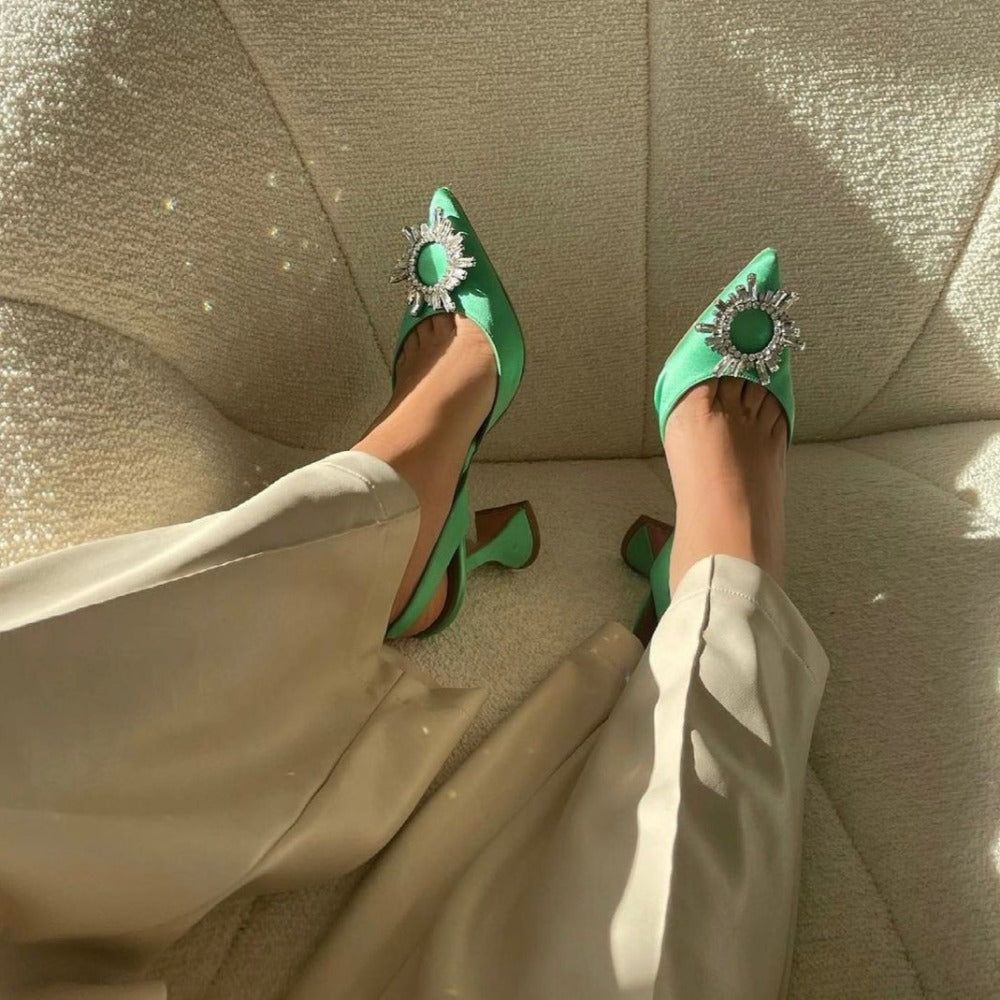Flair - Spitz zulaufende Kristall-Pumps Heels