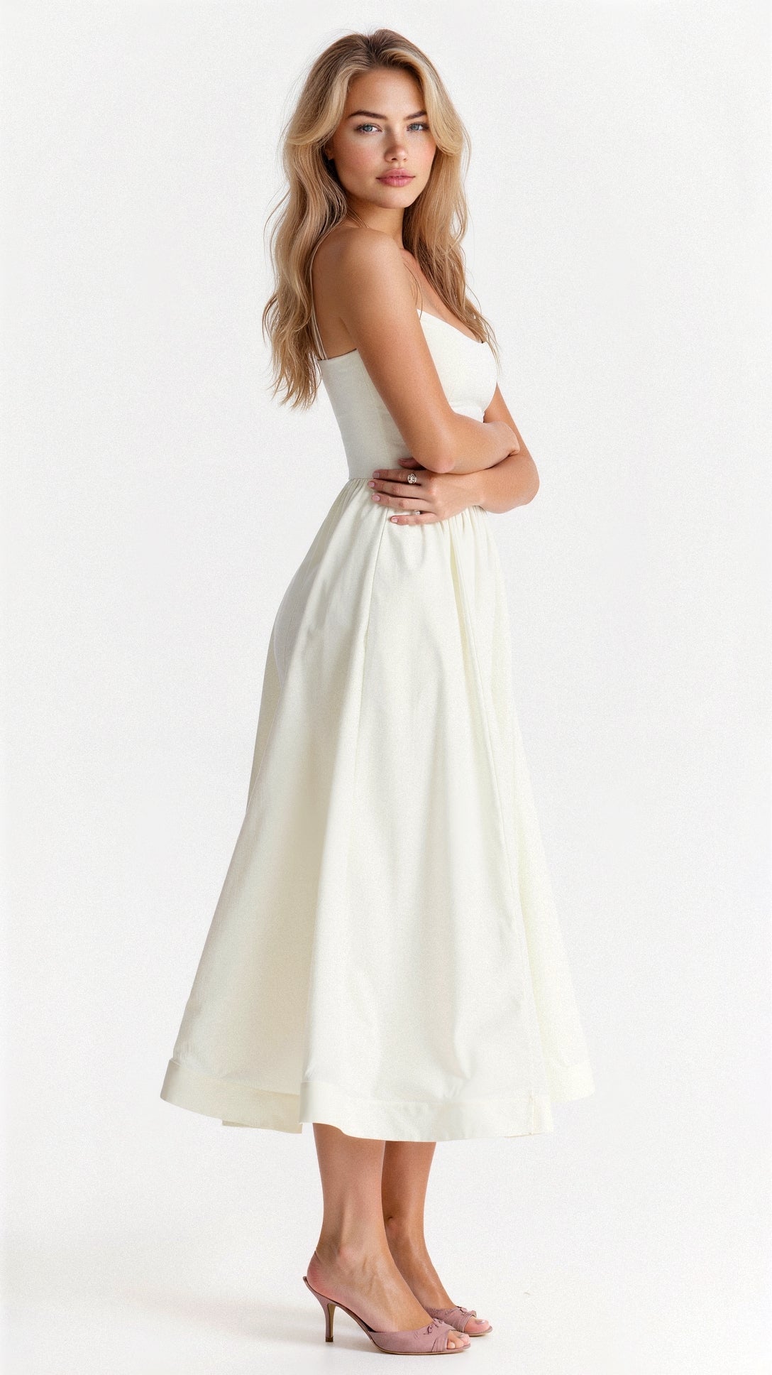 Flair - Fließendes Schulterfreies Midikleid